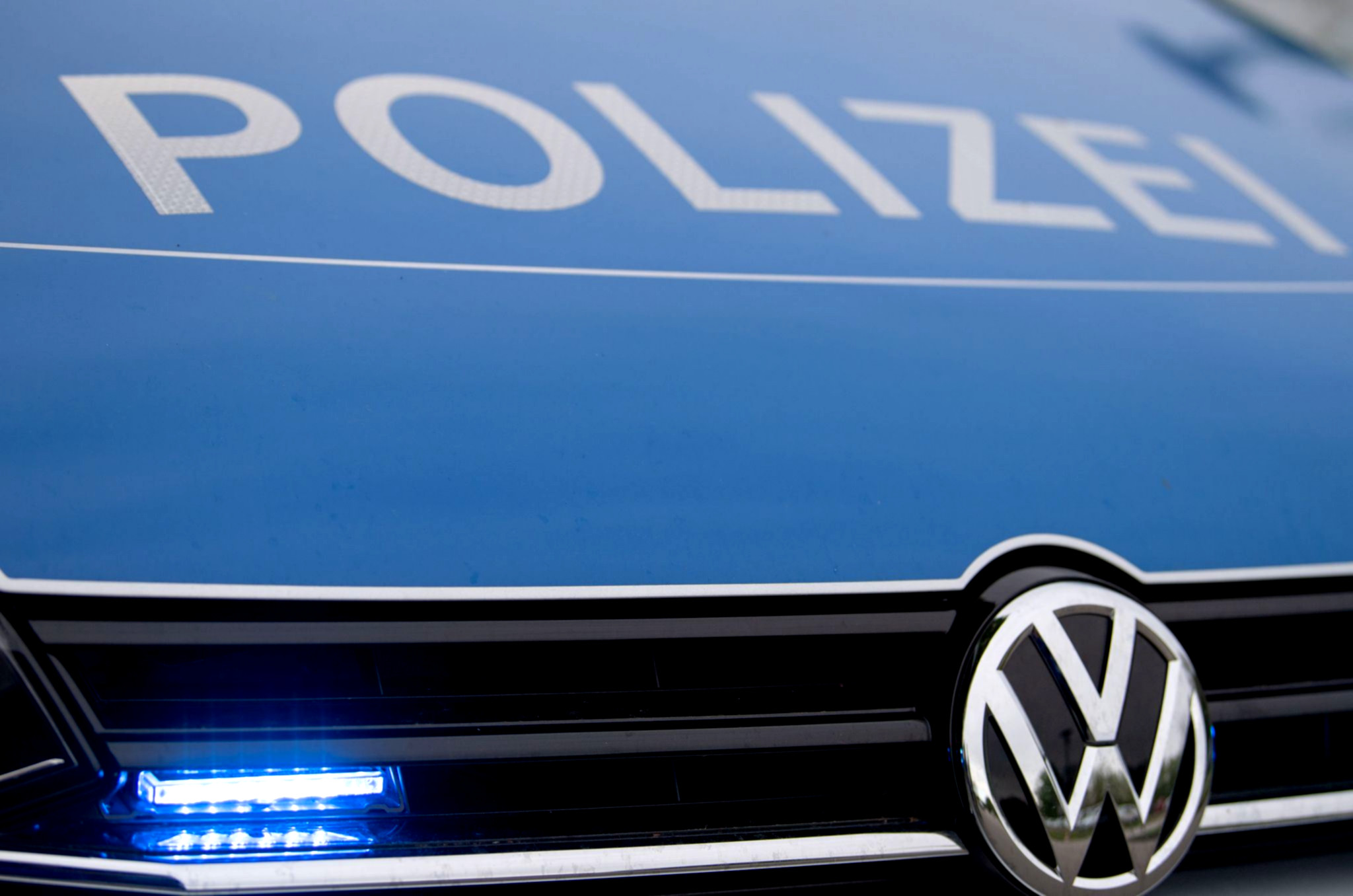 Dieb beißt Supermarktmitarbeiter während Flucht.